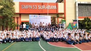Gedung SMPN 53 Surabaya